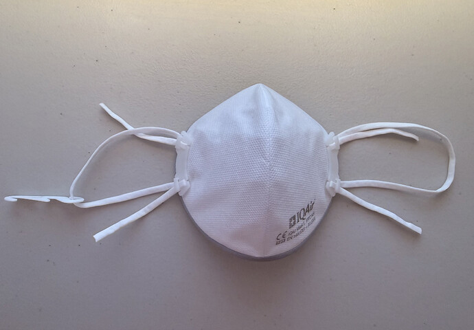 IQAir Mask Whiskers.HEIC